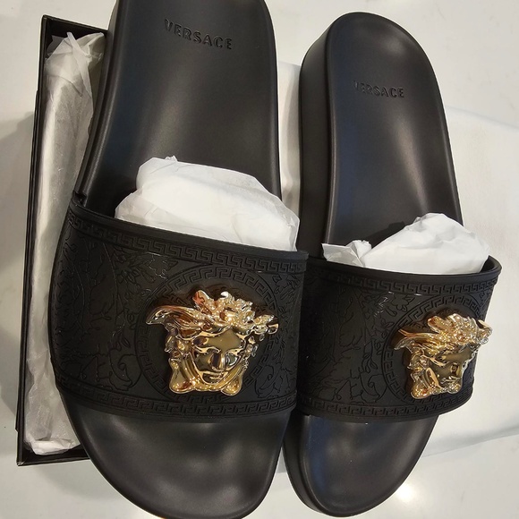 💋 Versace Authentic size 39 *NEW - Picture 2 of 8